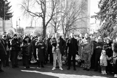 У Луцьку попрощалися з полеглими військовими Іваном Притолюком, Станіславом Гуленковим і Михайлом Колядою У Луцьку попрощалися з полеглими військовими Іваном Притолюком, Станіславом Гуленковим і Михайлом Колядою