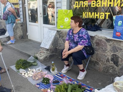 У Полтаві продовжили дозвіл на роботу продавців на вулицях поблизу центрального ринку У Полтаві продовжили дозвіл на роботу продавців на вулицях поблизу центрального ринку