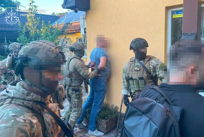 Незаконна утилізація небезпечних відходів та видобуток корисних копалин у Дніпрі: підозрюють трьох посадовців Незаконна утилізація небезпечних відходів та видобуток корисних копалин у Дніпрі: підозрюють трьох посадовців