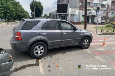 Поліція відкрила провадження: у Черкасах унаслідок ДТП травми отримала жінка Поліція відкрила провадження: у Черкасах унаслідок ДТП травми отримала жінка