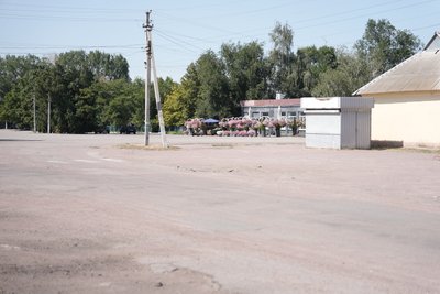 «Діти бажають смерті Путіну»: як мешканці прифронтової Грушівки на Дніпропетровщині виживають під атаками дронів «Діти бажають смерті Путіну»: як мешканці прифронтової Грушівки на Дніпропетровщині виживають під атаками дронів