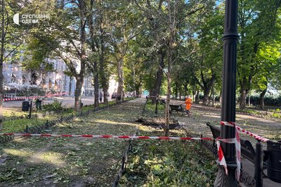 Унаслідок атаки пошкоджено Приморський бульвар в Одесі — обʼєкт зі списку спадщини ЮНЕСКО Унаслідок атаки пошкоджено Приморський бульвар в Одесі — обʼєкт зі списку спадщини ЮНЕСКО
