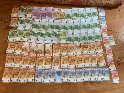 Змушували незаконно отримувати статус біженців: на Одещині затримали групу людей Змушували незаконно отримувати статус біженців: на Одещині затримали групу людей
