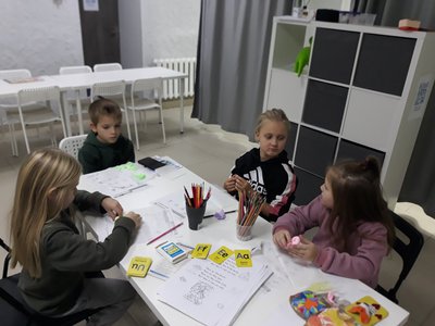 У Полтаві дітям надають безплатну психологічну допомогу у просторі "Літокрил" У Полтаві дітям надають безплатну психологічну допомогу у просторі "Літокрил"