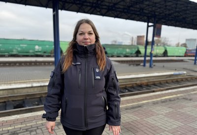 "Була в душі, коли прилетіло на голову". Історія провідниці Світлани Савченко