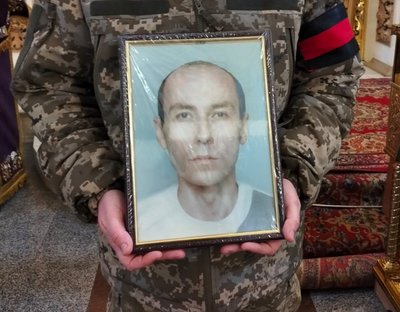 Загинули на Донеччині: у Полтаві попрощалися з двома полеглими бійцями Загинули на Донеччині: у Полтаві попрощалися з двома полеглими бійцями