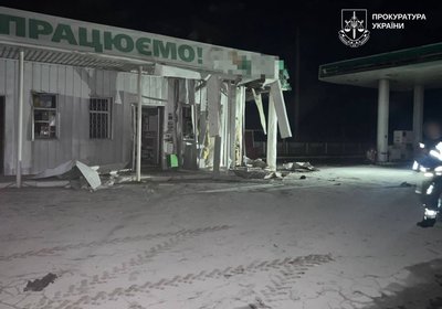У Старому САлтові удар по заправці: АЗС пошкоджена У Старому САлтові удар по заправці: АЗС пошкоджена