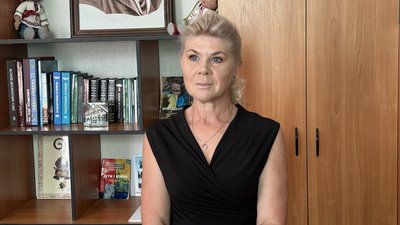 "Хтось має це робити". У Снігурівці відкрили курси трактористок: перші випускниці вже готуються до іспитів "Хтось має це робити". У Снігурівці відкрили курси трактористок: перші випускниці вже готуються до іспитів