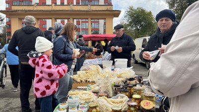 Крафтовий ярмарок, Івано-Франківськ Крафтовий ярмарок, Івано-Франківськ