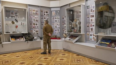 Військовослужбовець вінницького підрозділу НГУ на псевдо "Гром" Військовослужбовець вінницького підрозділу НГУ на псевдо "Гром"