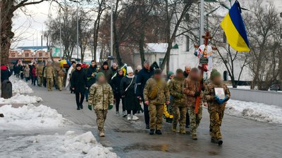 У Ніжині попрощалися з двома військовими ЗСУ: Сергієм Коворотнім та Ігорем Василенком У Ніжині попрощалися з двома військовими ЗСУ: Сергієм Коворотнім та Ігорем Василенком