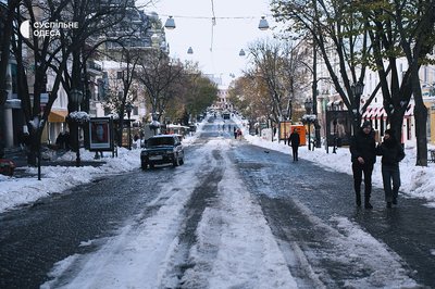 Дерибасівська засніжена, сніг на Дерибасівській Дерибасівська засніжена, сніг на Дерибасівській