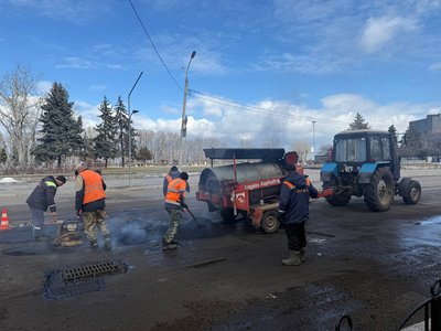 "Асфальт пішов зі снігом": коли відремонтують дороги у Черкасах "Асфальт пішов зі снігом": коли відремонтують дороги у Черкасах