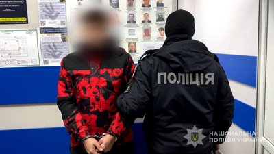 Викрали та змушували займатися проституцією 19-річну дівчину: в Одесі трьом чоловікам висунули обвинувачення Викрали та змушували займатися проституцією 19-річну дівчину: в Одесі трьом чоловікам висунули обвинувачення