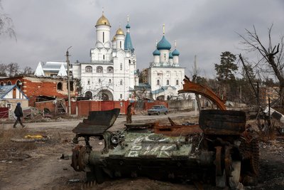 Пошкоджена Святогірська лавра на Донеччині