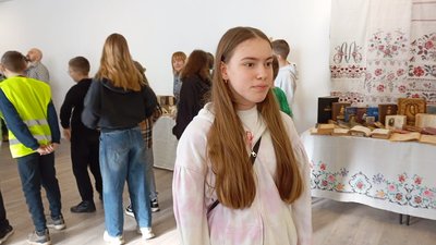 Ангеліна Григораш, фестиваль, книжки, школа №10, Тернопіль Ангеліна Григораш, фестиваль, книжки, школа №10, Тернопіль