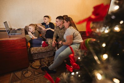 Хартієць "Лютік" з родиною у Харкові Хартієць "Лютік" з родиною у Харкові