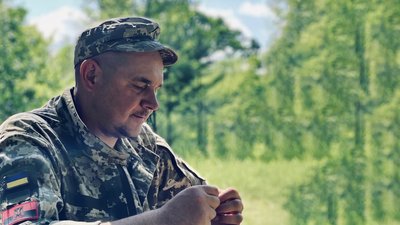 На Чернігівщині поховали Сергія Мержія, Віктора Ткаліча та Олександра Бакумовича, якого опізнали за ДНК-експертизою На Чернігівщині поховали Сергія Мержія, Віктора Ткаліча та Олександра Бакумовича, якого опізнали за ДНК-експертизою