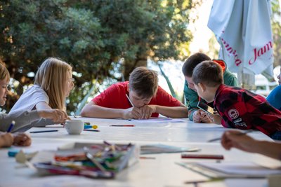 Арттерапія і мистецтво за рецептом. Як Arts and Health може допомогти сьогодні
