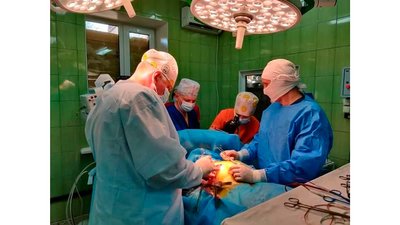 Торакальний хірург розповів про унікальні операції, які навчилися робити під час війни чернігівські лікарі Торакальний хірург розповів про унікальні операції, які навчилися робити під час війни чернігівські лікарі