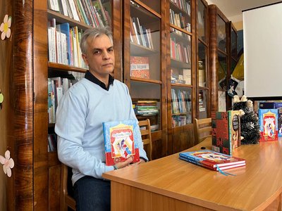 В Ужгороді письменник Олександр Гаврош презентував книгу "Фортель і Мімі" В Ужгороді письменник Олександр Гаврош презентував книгу "Фортель і Мімі"