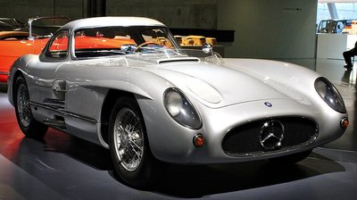 На аукціоні продали найдорожчий Ferrari — за $51,7 млн На аукціоні продали найдорожчий Ferrari — за $51,7 млн