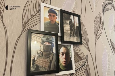 "Цей рік можна сказати, що випав зовсім із життя": історія батьків з Одещини, які втратили сина на війні "Цей рік можна сказати, що випав зовсім із життя": історія батьків з Одещини, які втратили сина на війні