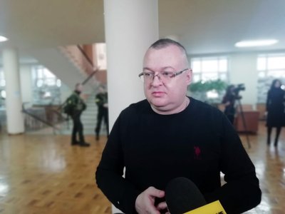 Житомирська облрада звернулася до центральних органів влади України про заборону діяльності релігійних громад УПЦ (МП) Житомирська облрада звернулася до центральних органів влади України про заборону діяльності релігійних громад УПЦ (МП)