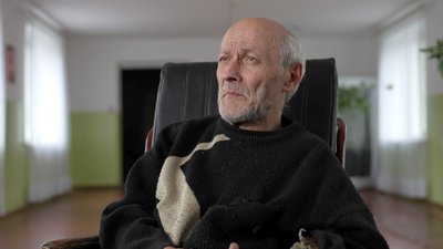 "Ох! Це я сюди добре попав": п'ять історій з Чернігівського геріатричного пансіонату "Ох! Це я сюди добре попав": п'ять історій з Чернігівського геріатричного пансіонату