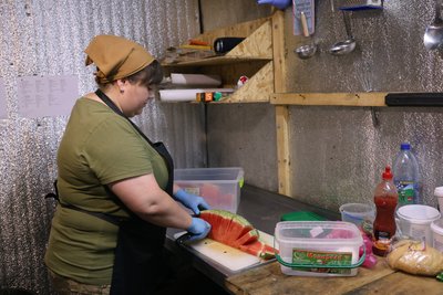 «Готуємо з душею»: як працює польова кухня морської піхоти на Херсонщині «Готуємо з душею»: як працює польова кухня морської піхоти на Херсонщині