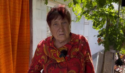 "Краще звідси їхати". Війська РФ атакують Межову дронами та КАБами: що розповідають місцеві жителі "Краще звідси їхати". Війська РФ атакують Межову дронами та КАБами: що розповідають місцеві жителі