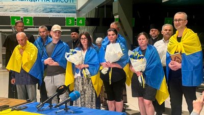Червень-2024 на Чернігівщині: повернення додому під час обміну, відкриття собору, відновлення будинків у Ягідному Червень-2024 на Чернігівщині: повернення додому під час обміну, відкриття собору, відновлення будинків у Ягідному