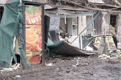 "Коли ж той с*чий син Путін здохне". Що місцеві розповіли про життя в Демуриному на Дніпропетровщині за 11 км від фронту "Коли ж той с*чий син Путін здохне". Що місцеві розповіли про життя в Демуриному на Дніпропетровщині за 11 км від фронту