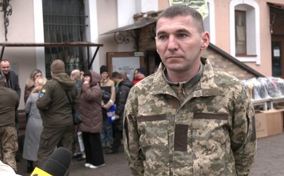 Здали 25 тонн каштанів: у Луцьку військовим передали генератори і запчастини для дронів Здали 25 тонн каштанів: у Луцьку військовим передали генератори і запчастини для дронів