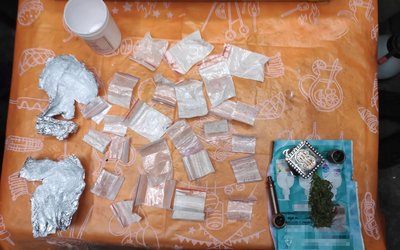 Налагоджував постачання наркотиків у прифронтові регіони: ДБР оголосило підозру правоохоронцю з Житомирщини Налагоджував постачання наркотиків у прифронтові регіони: ДБР оголосило підозру правоохоронцю з Житомирщини