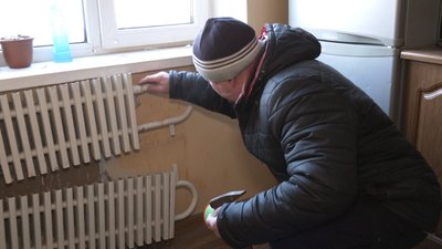 Василь Шкаб, обстріл будинку, комунальники, перевірка труб, 16 січня 2026, Тернопіль