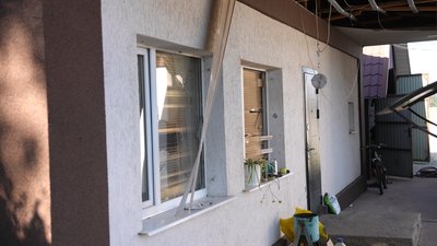 "У будинок влетіли дві "Герані", а я вижила": як живуть в прифронтовому Добропасовому на Дніпропетровщині "У будинок влетіли дві "Герані", а я вижила": як живуть в прифронтовому Добропасовому на Дніпропетровщині