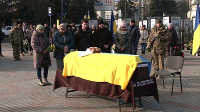 З військовим Юрієм Лінкіном попрощалися у Рівному З військовим Юрієм Лінкіном попрощалися у Рівному