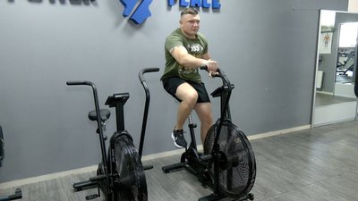"Хочу, щоб не відвертали обличчя від військових, а дивилися в одному напрямку", — ветеран війни про життя після фронту "Хочу, щоб не відвертали обличчя від військових, а дивилися в одному напрямку", — ветеран війни про життя після фронту