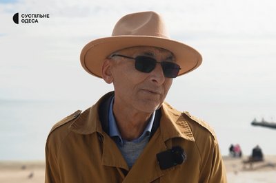 "Побачила цей колір — закохалася": що вдягають одесити та одеситки цієї осені