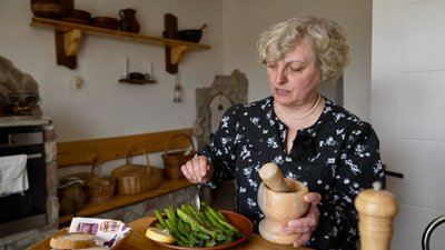 Спаржа по-англійськи, рецепт спаржі, спаржа з лимоном, спаржа з м'ятою Спаржа по-англійськи, рецепт спаржі, спаржа з лимоном, спаржа з м'ятою