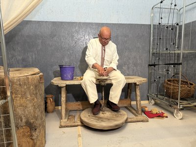 "Як мені погано на душі, я йду в майстерню", — 66-річний гончар із Волині про справу свого життя "Як мені погано на душі, я йду в майстерню", — 66-річний гончар із Волині про справу свого життя