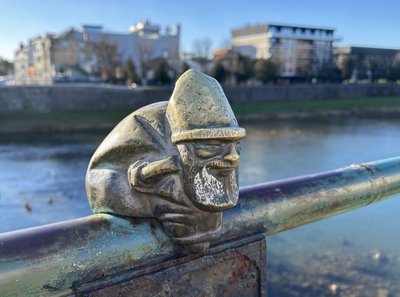 В Ужгороді вже понад 70 мініскульптурок. Як все починалося і скільки встановлені без спеціальних дозволів В Ужгороді вже понад 70 мініскульптурок. Як все починалося і скільки встановлені без спеціальних дозволів