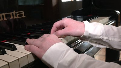 "Це діти, у якім нам, дорослим, треба багато чого вчитися":15-річної рівнянки із синдромом Дауна грає на фортепіано "Це діти, у якім нам, дорослим, треба багато чого вчитися":15-річної рівнянки із синдромом Дауна грає на фортепіано