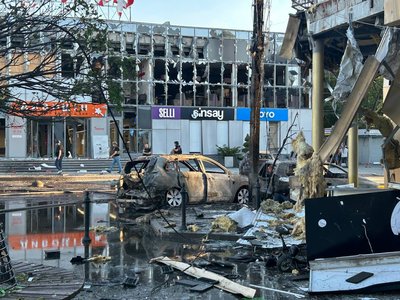 «Це мій шостий день народження». Інтервʼю з перамедикинею Оленою Риж, яка вижила в епіцентрі атаки у Павлограді «Це мій шостий день народження». Інтервʼю з перамедикинею Оленою Риж, яка вижила в епіцентрі атаки у Павлограді