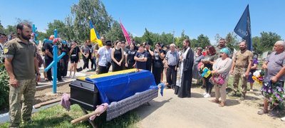 На Одещині попрощались з військовим Сергієм Чернобаєм На Одещині попрощались з військовим Сергієм Чернобаєм