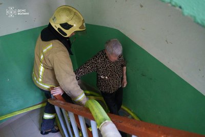 У Луцьку горіла квартира в багатоповерхівці: евакуювали жінку У Луцьку горіла квартира в багатоповерхівці: евакуювали жінку