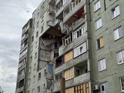 "Доки житло є власністю громадян, роботи неможливі": яка доля пошкодженого будинку в Сумах "Доки житло є власністю громадян, роботи неможливі": яка доля пошкодженого будинку в Сумах