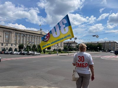 "Доводиться боротися з болем сам на сам": у Черкасах відбулася акція "Не мовчи — полон вбиває"