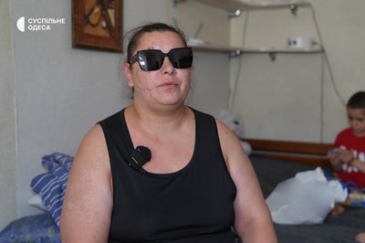 «Тримаюся завдяки дітям»: історія переселенки з Донеччини, яка втратила зір через війну «Тримаюся завдяки дітям»: історія переселенки з Донеччини, яка втратила зір через війну